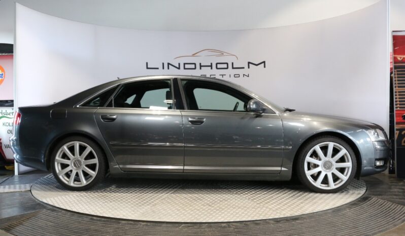 Audi A8 4.2 FSi Quattro full