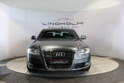 Audi A8 4.2 FSi Quattro full