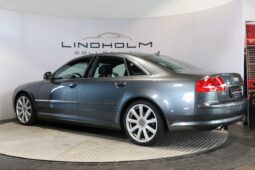 Audi A8 4.2 FSi Quattro full