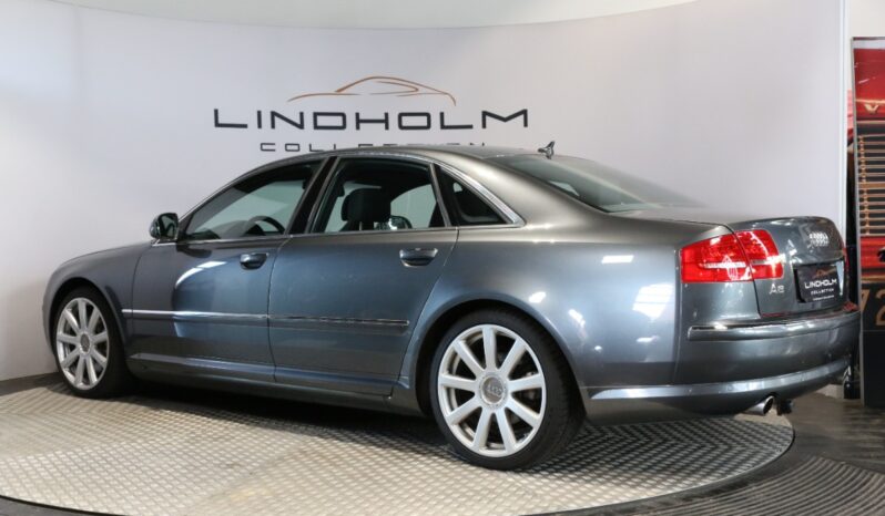 Audi A8 4.2 FSi Quattro full