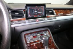 Audi A8 4.2 FSi Quattro full