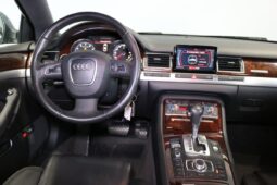 Audi A8 4.2 FSi Quattro full