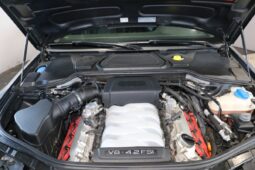Audi A8 4.2 FSi Quattro full