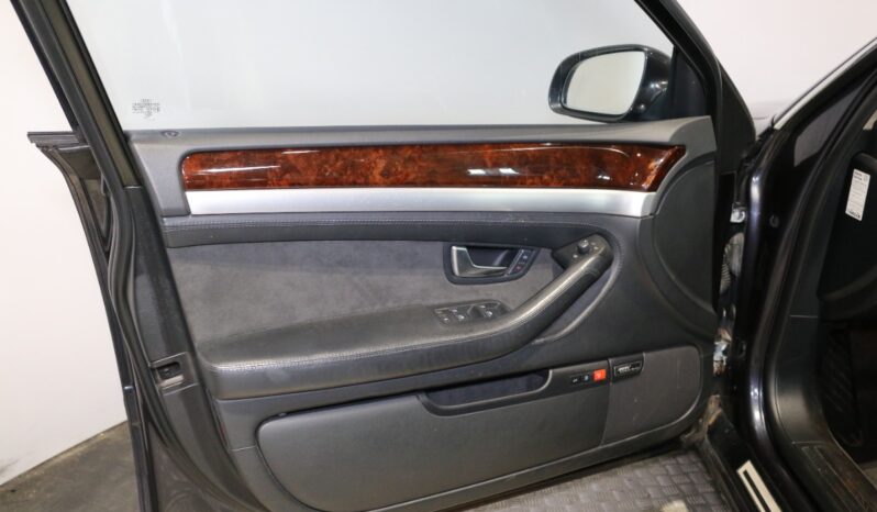 Audi A8 6,0 W12 quattro Tiptr. lang full