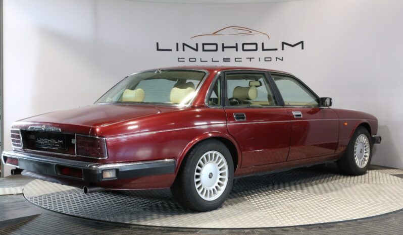 Jaguar XJ12 XJ 40 full