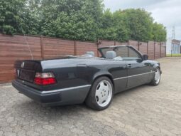 Mercedes-Benz E-Klasse (W124) cabriolet full
