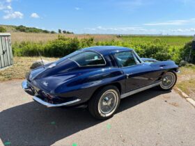 Chevrolet Corvette Sting Ray Coupe