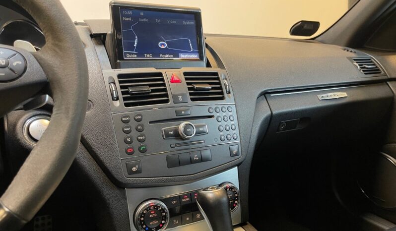 Mercedes-Benz C-Klasse (W220) C63 6,3 AMG stc. aut. 5d full