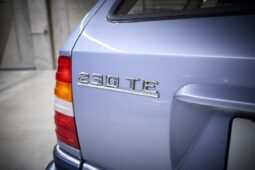 Mercedes-Benz E-Klasse (S124) 230 TE full