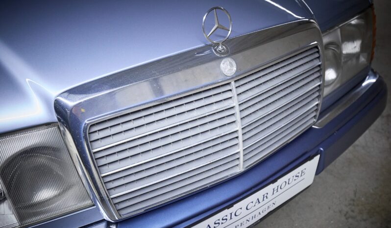 Mercedes-Benz E-Klasse (S124) 230 TE full