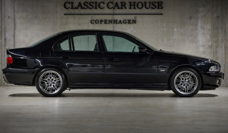 BMW 5-serie E39 M5 full