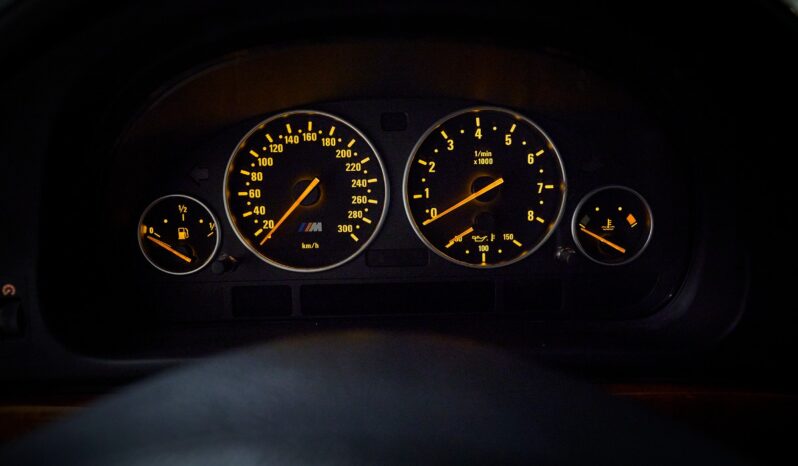 BMW 5-serie E39 M5 full