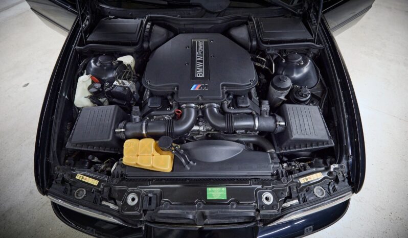 BMW 5-serie E39 M5 full
