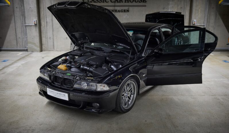 BMW 5-serie E39 M5 full
