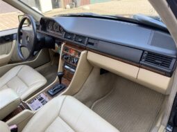 Mercedes-Benz E-Klasse (W124) 300TE 4Matic full