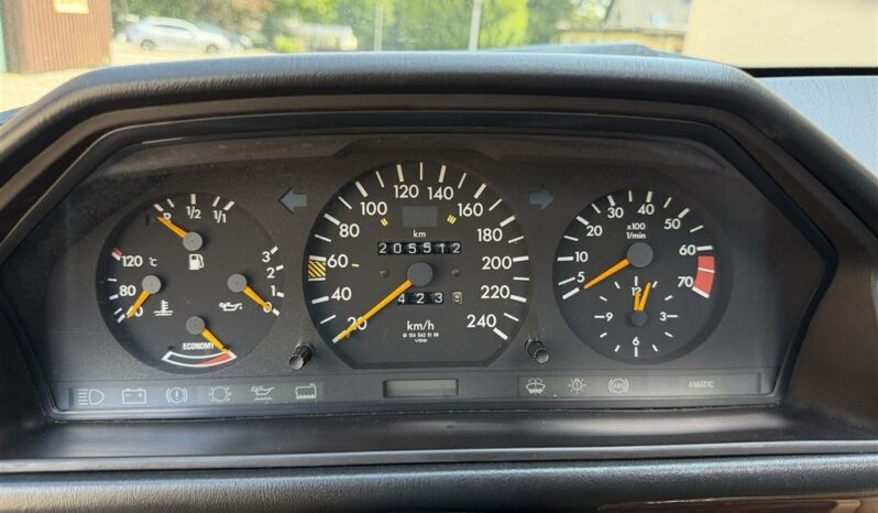 Mercedes-Benz E-Klasse (W124) 300TE 4Matic full