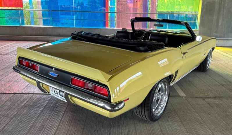 Chevrolet Camaro SS Convertible full