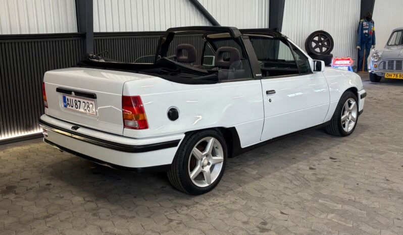 Opel Kadett GSi Cabriolet full