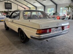 Mercedes-Benz 200-300 (W123) 230 CE aut. 2.3 full