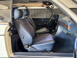 Mercedes-Benz 200-300 (W123) 230 CE aut. 2.3 full