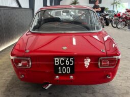 Alfa Romeo GT 1300 Junior full