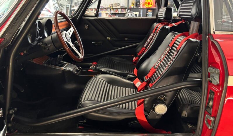 Alfa Romeo GT 1300 Junior full