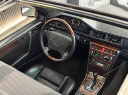 Mercedes-Benz E-Klasse (W124) E 500 V8 aut. Facelift full