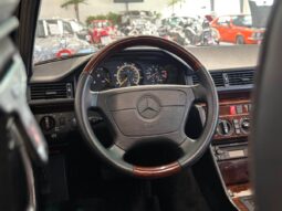 Mercedes-Benz E-Klasse (W124) E 500 V8 aut. Facelift full