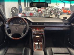 Mercedes-Benz E-Klasse (W124) E 500 V8 aut. Facelift full