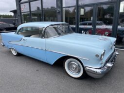 Oldsmobile Delta 88 Super 88 Holiday Coupe full