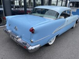 Oldsmobile Delta 88 Super 88 Holiday Coupe full