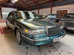 Lincoln Continental Towncar full
